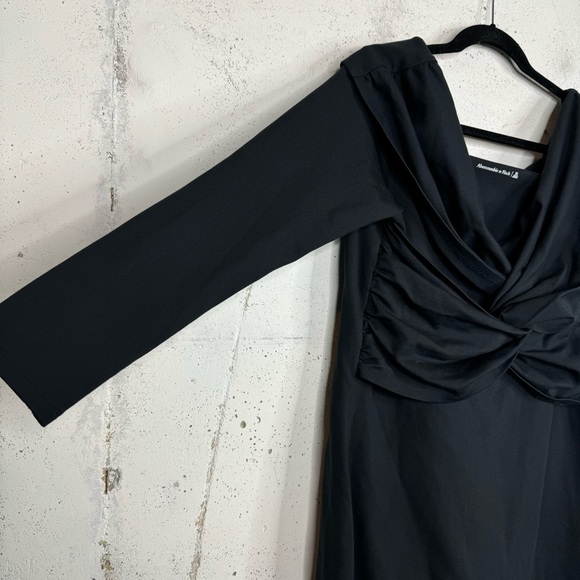 Abercrombie & Fitch Deep V Ponte Thick Knit Twisted Wrap Front Dress 3/4 Sleeve - Picture 8 of 14